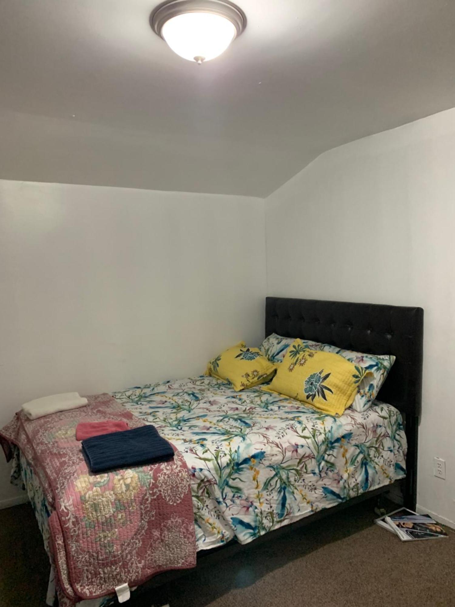 Bangaly Newyork Guest house New York